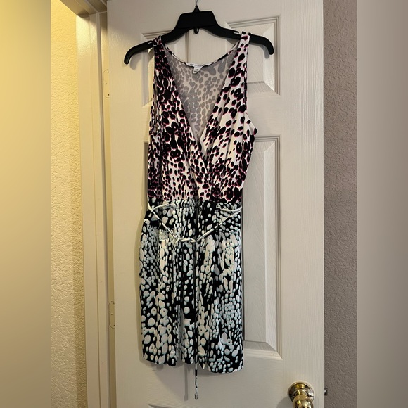 Diane Von Furstenberg Faux Wrap Animal Print Dress Size 10 - Picture 2 of 9